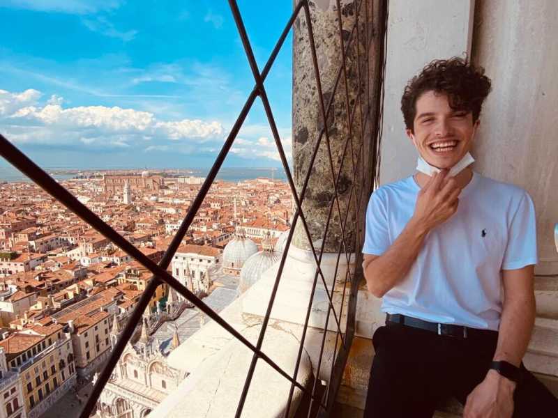 Alex, lo studente geniale che imparò l’italiano a 10 anni