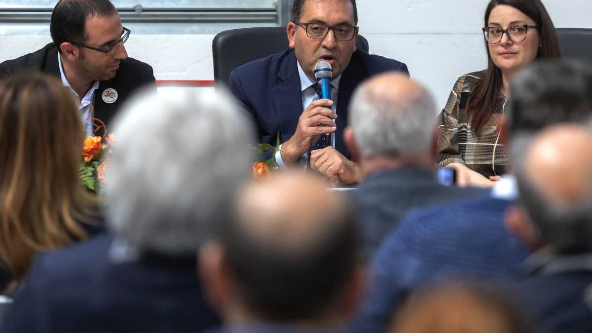 Immagine di Ad Aprilia è record di non vaccinati. Ma il sindaco non sembra molto preoccupato