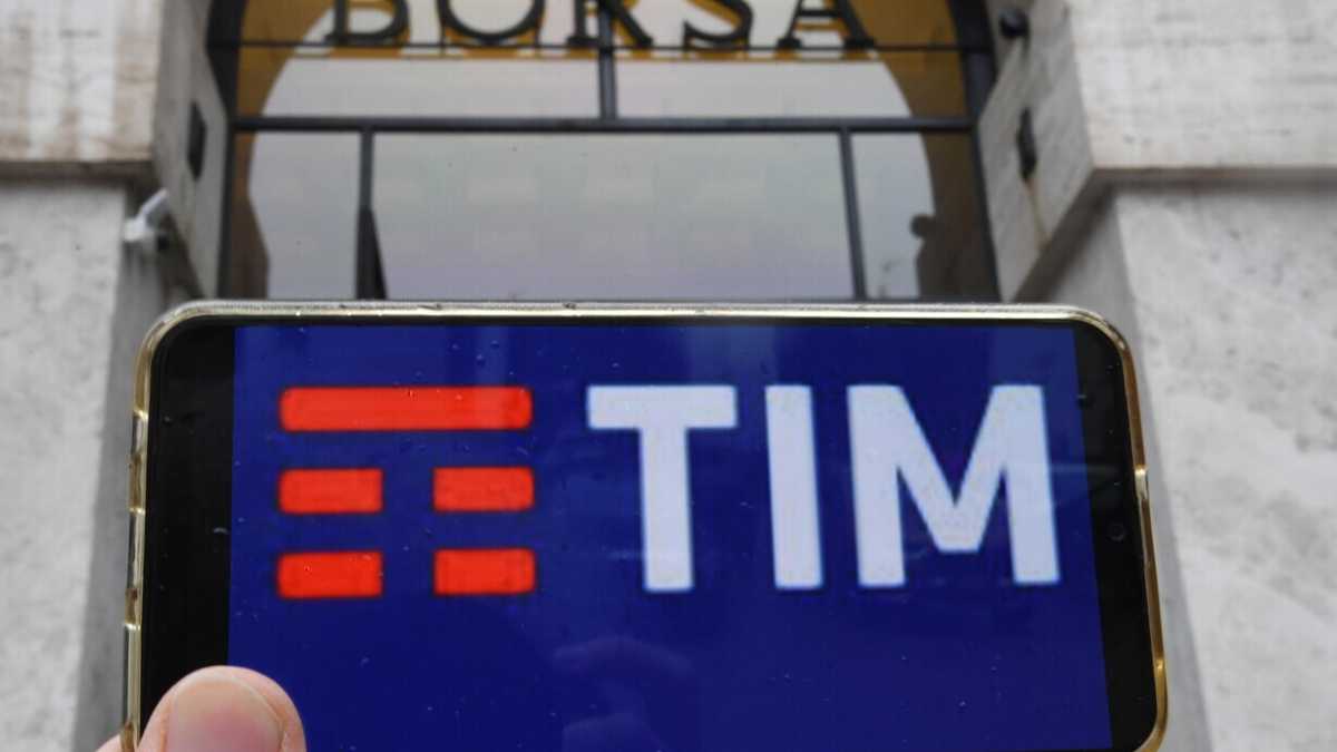 Immagine di L’origine dei guai di Tim e le mosse future. Parlano gli analisti