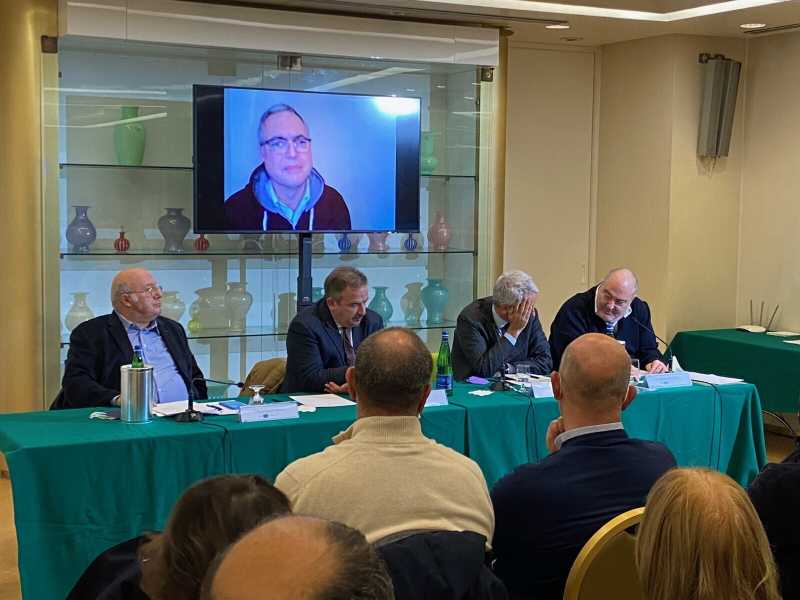 Bettini, Augello e la politica: una passione agli antipodi. L’incontro a Roma