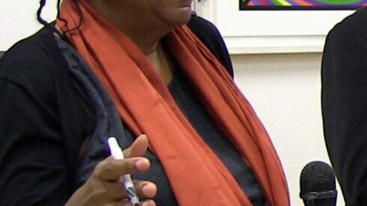 Immagine di E' morta Bell Hooks, l'ispiratrice del femminismo "radicale" e intersezionale