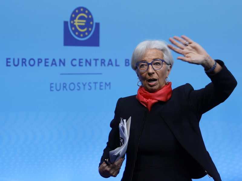 Contro l'inflazione la Bce naviga a vista. Stop agli stimoli pandemici, tassi inalterati