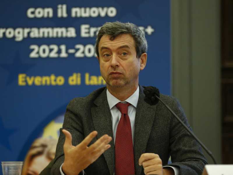 Il ministero del Lavoro celebra il Reddito di cittadinanza, ma ne certifica il fallimento