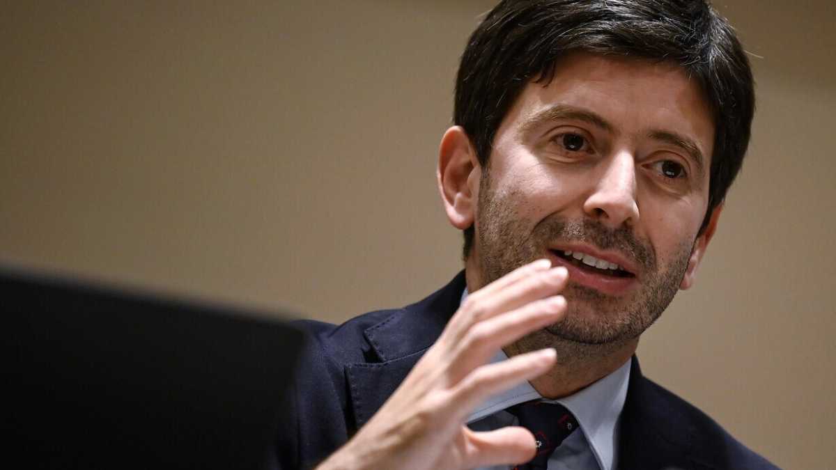 Immagine di Ecco il decreto della stretta. Ma slitta l'obbligo per la pubblica amministrazione