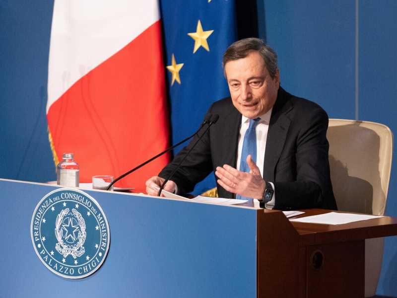 Il congresso dei leader: subire la candidatura di Draghi o governarla?