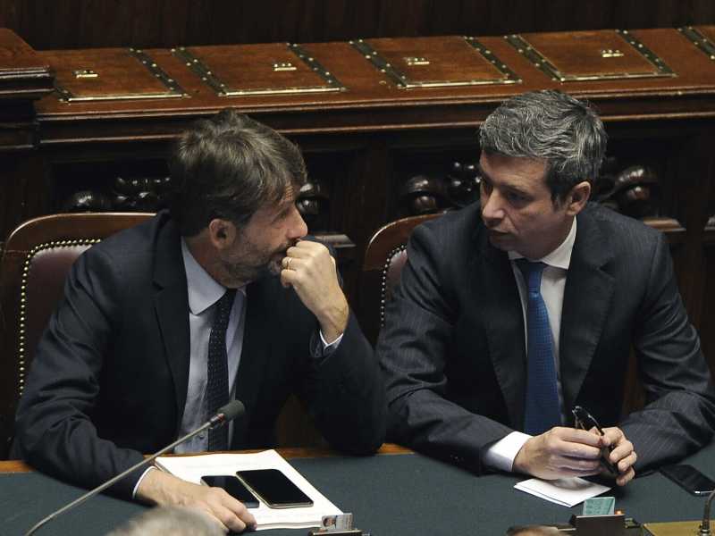 La finta lotta della sinistra per la progressività