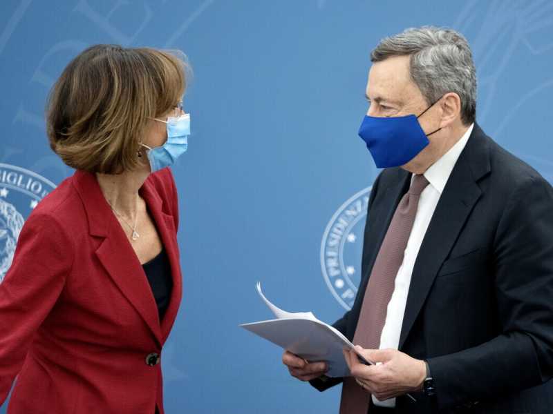 Marta Cartabia e Mario Draghi (Ansa)