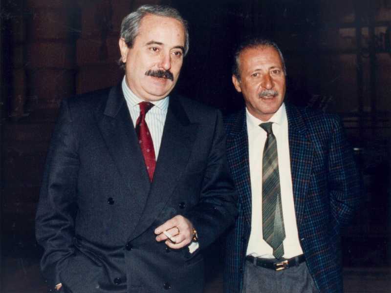 Torna alla ribalta l'antimafia militante, come sempre anti-Cav.