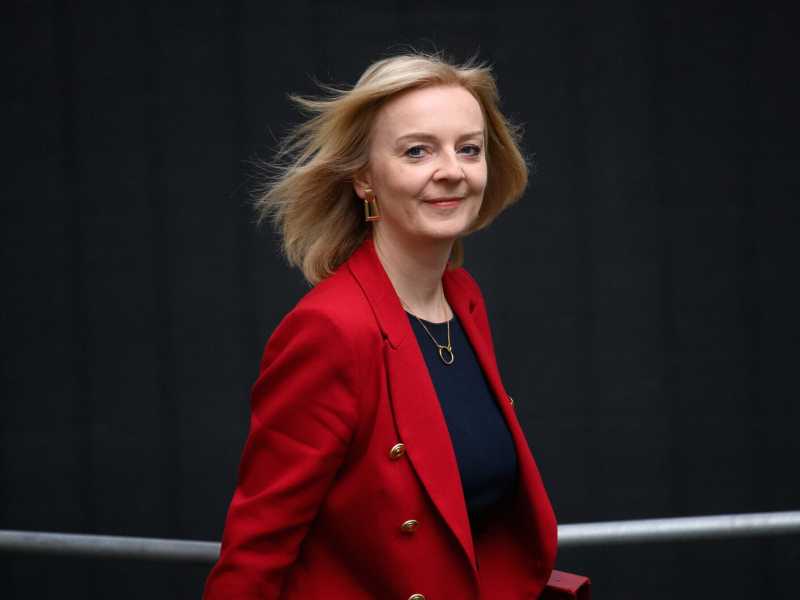LONDON, ENGLAND - OCTOBER 27: British Foreign Secretary Liz Truss arrives ahead of the weekly Cabinet meeting at Downing Street (Photo by Leon Neal/Getty Images)&nbsp;<br />