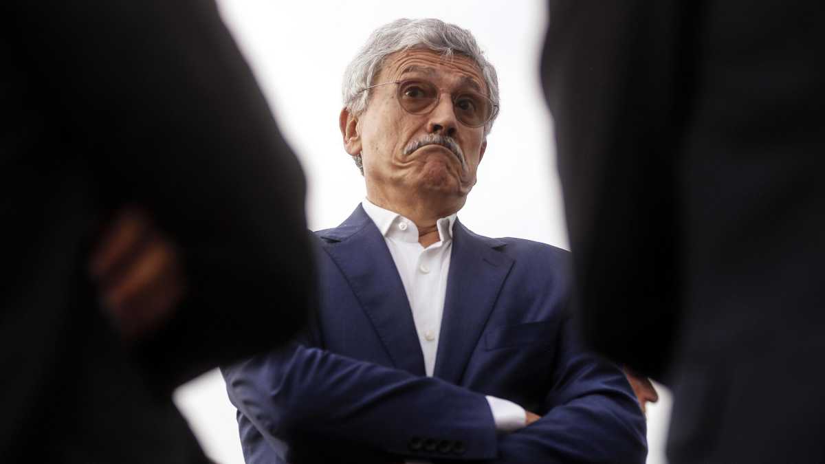 Immagine di D'Alema al bivio