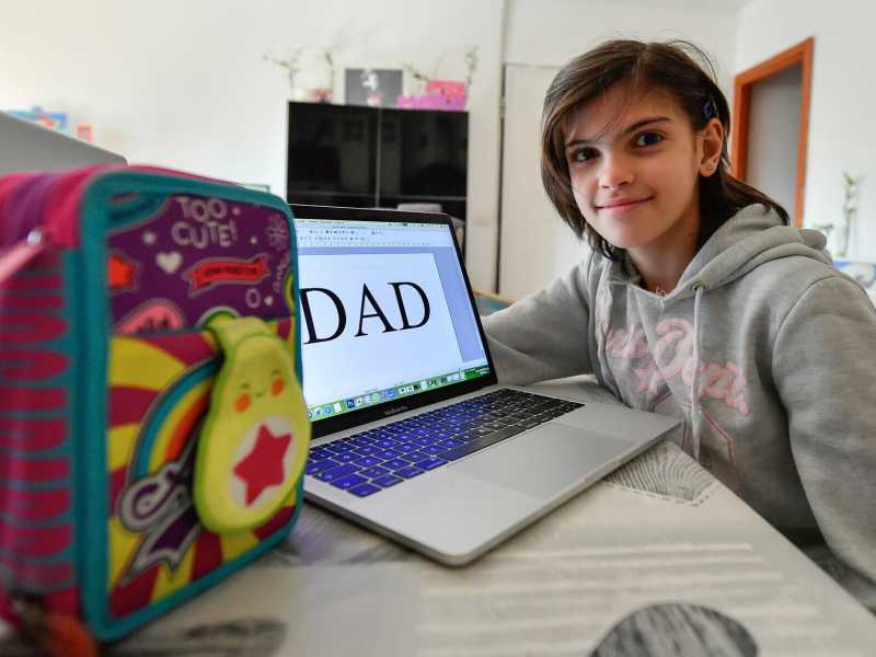 Chi controlla i bambini in Dad? S'è persa la norma sul congedo parentale per Covid