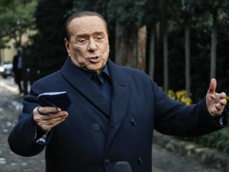 Il vero colpo di teatro del Cav. sul Quirinale? Provarci davvero