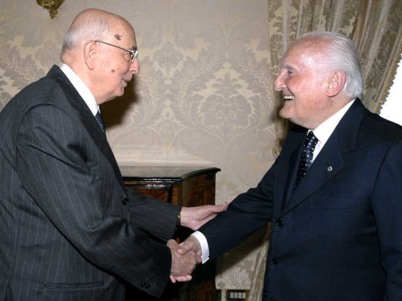 Giorgio Napolitano e Oscar Luigi Scalfaro (Olycom)