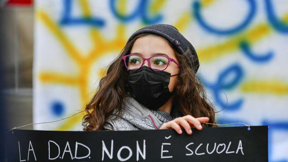 Immagine di La semplificazione necessaria alla scuola per non tornare più in dad