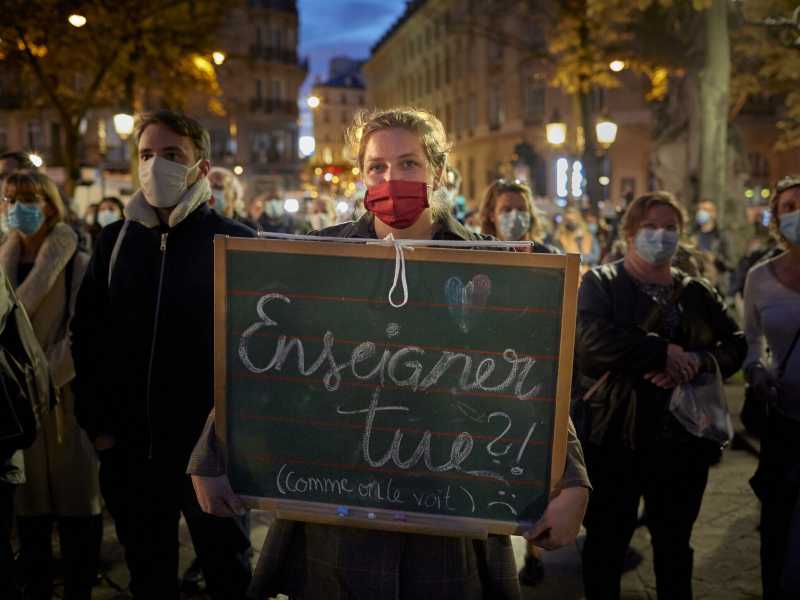 Una prof. in Francia sotto scorta dove fu ucciso Paty