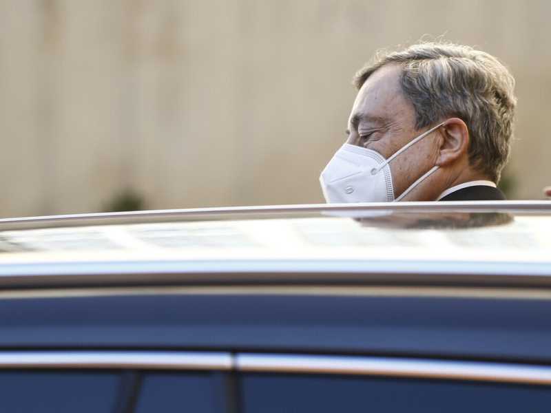"Il solitario" di Draghi. Sorpreso dall'ostilità dei partiti: "Adesso facciano presto"