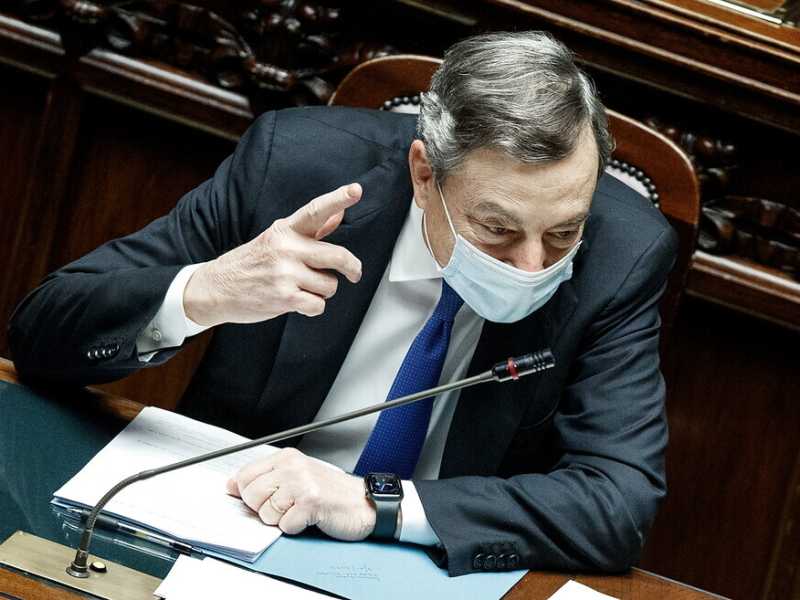 L’unico modo per uscire dallo stallo alla messicana è Draghi