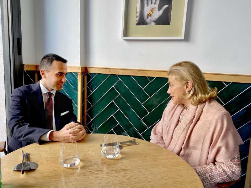 Quirinale, pranzo Di Maio-Belloni. Il ministro stoppa i veleni sulla direttrice del Dis