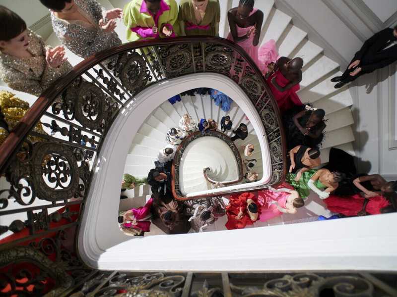 Finale della sfilata haute couture Valentino (foto courtesy Valentino)&nbsp;<br />