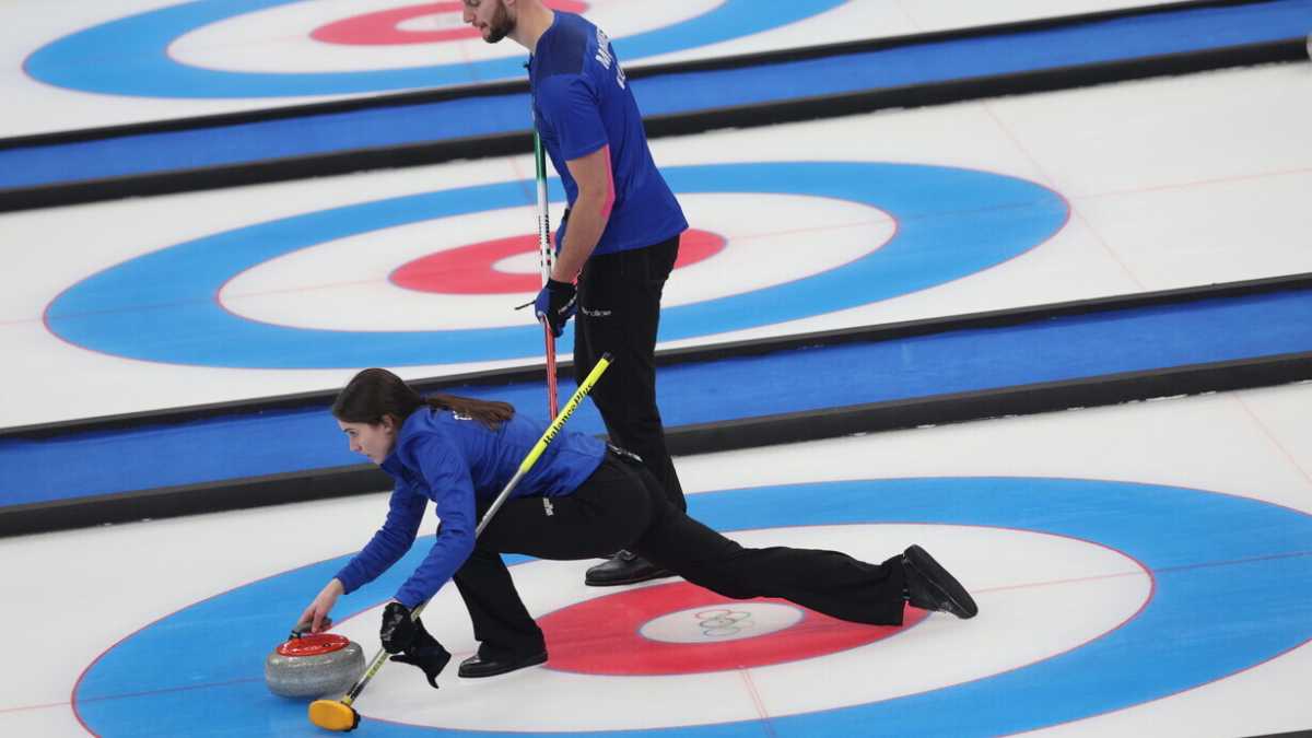 Immagine di Italia d'oro nel curling. La perfetta serenità di Stefania Constantini e Amos Mosaner