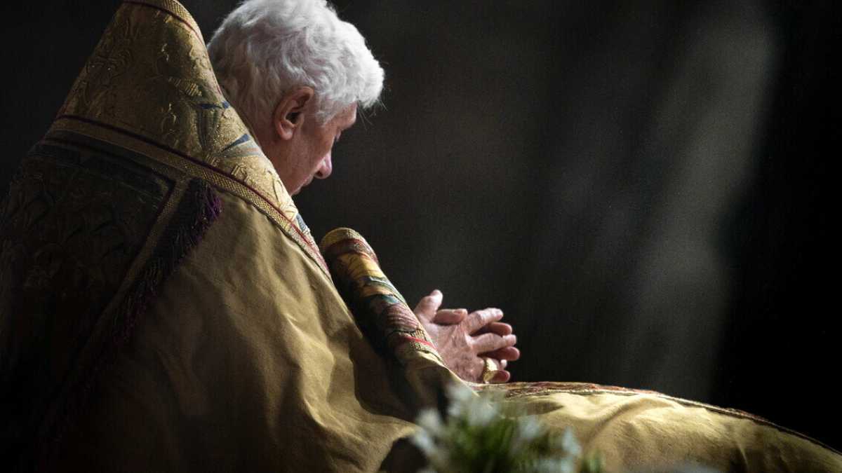 Immagine di Vergogna, dolore, Vangelo. La risposta cristiana di Benedetto XVI al vile attacco