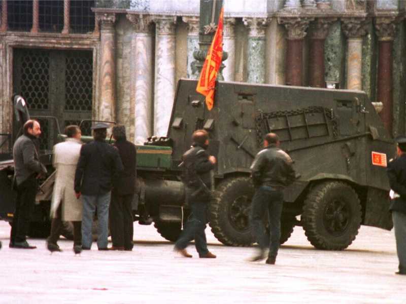 Il "tanko" che i "serenissimi" usarono per assaltare il campanile di San Marco nel '97 (Ansa)&nbsp;