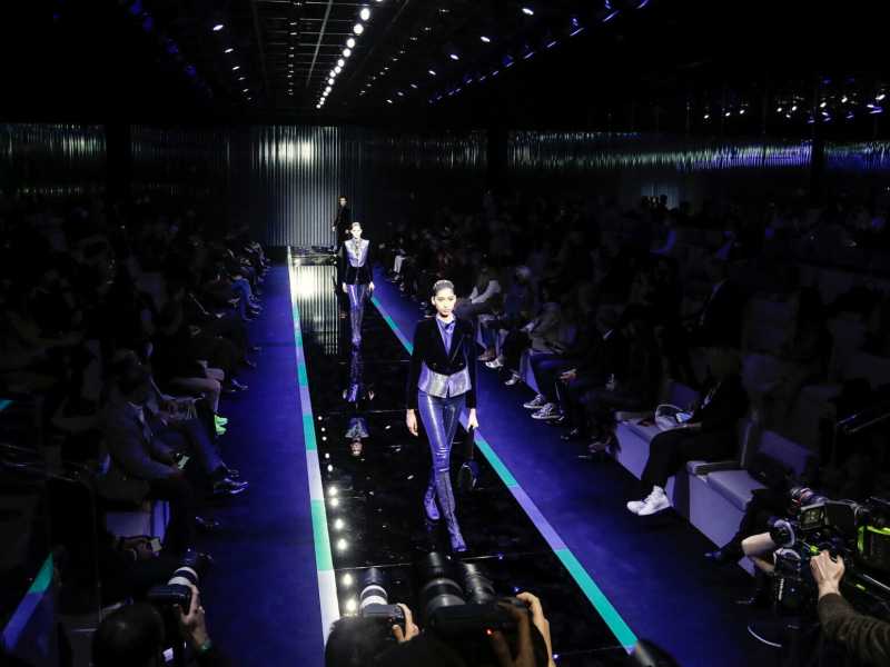 La sfilata di Armani (Ansa)&nbsp;