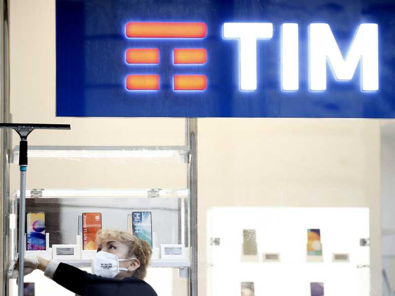 Telecom e l’opa con beffa