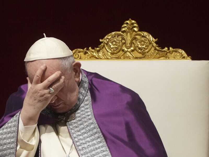 La Chiesa pacifista non rinuncia alla vecchia dottrina cara a Emmanuel Mounier