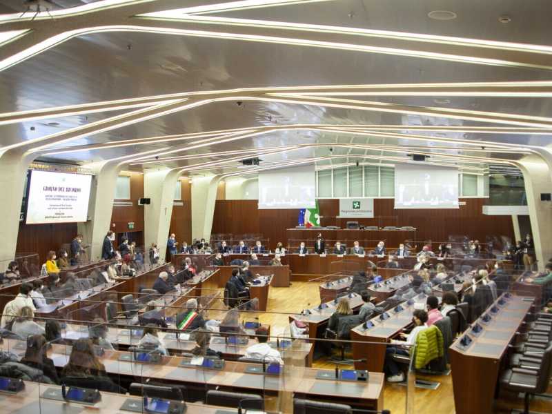 &nbsp;Il consiglio regionale della Lombardia (Foto LaPresse)