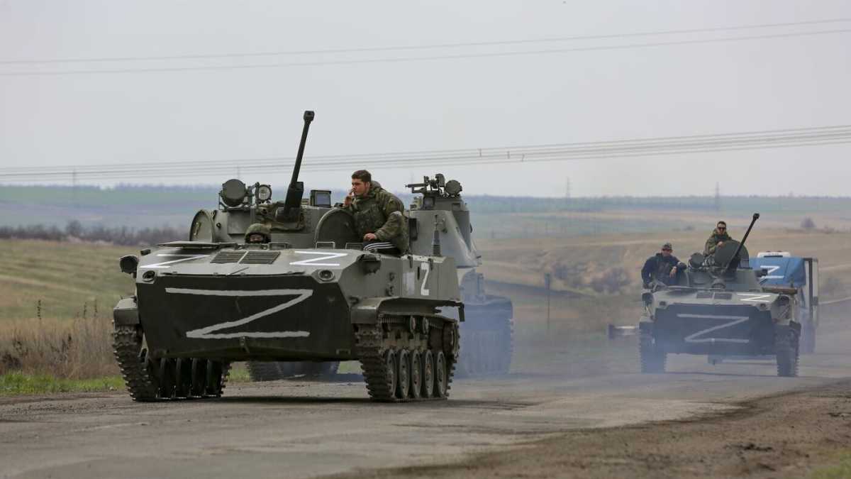 Immagine di Mosca nel Donbas ha due parole chiave: distrarre e circondare. Ma l’esercito è sempre lo stesso