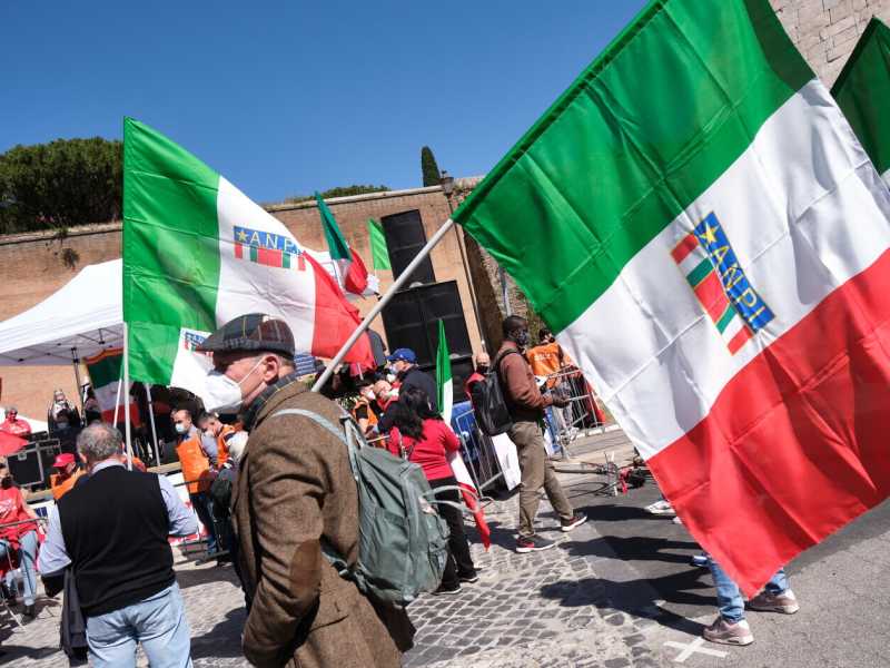 "Opporsi alle armi all'Ucraina è incomprensibile". I partigiani Fiap contro l’Anpi