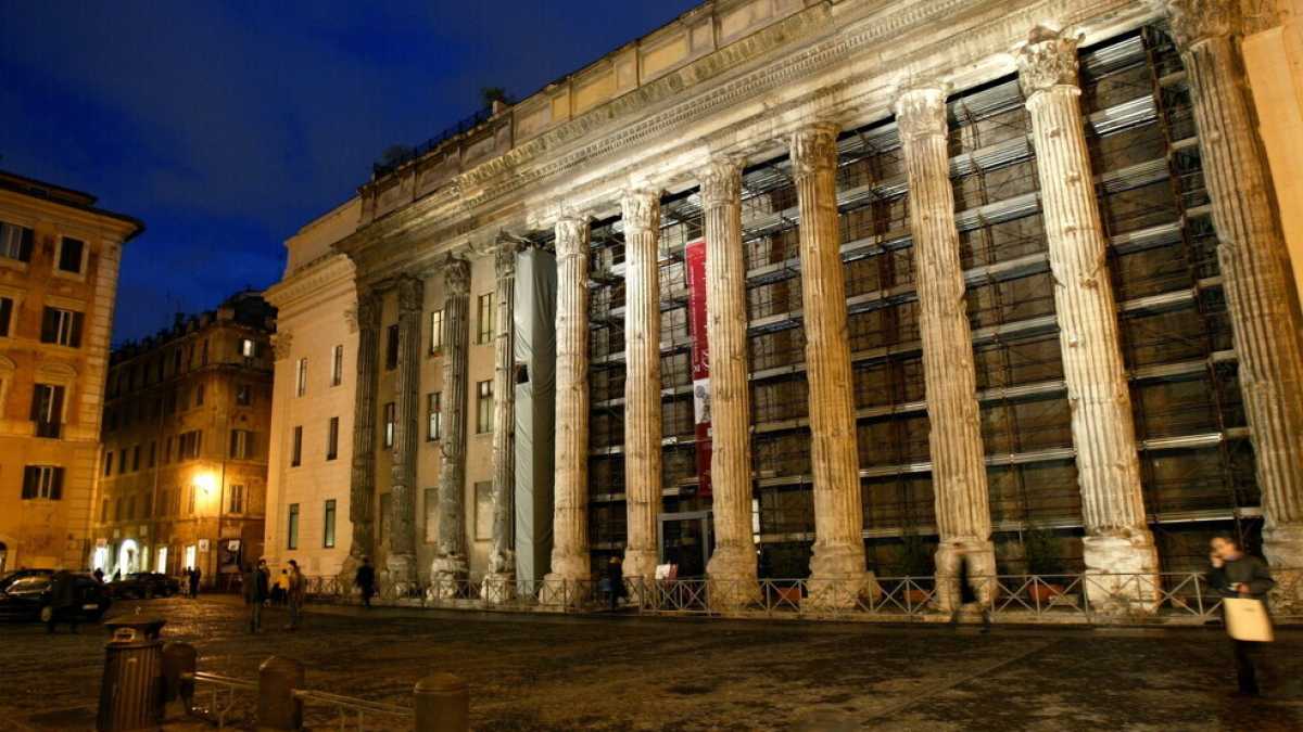 Immagine di Il Tempio di Adriano cambia nome: il gender equality irrompe nell’archeologia