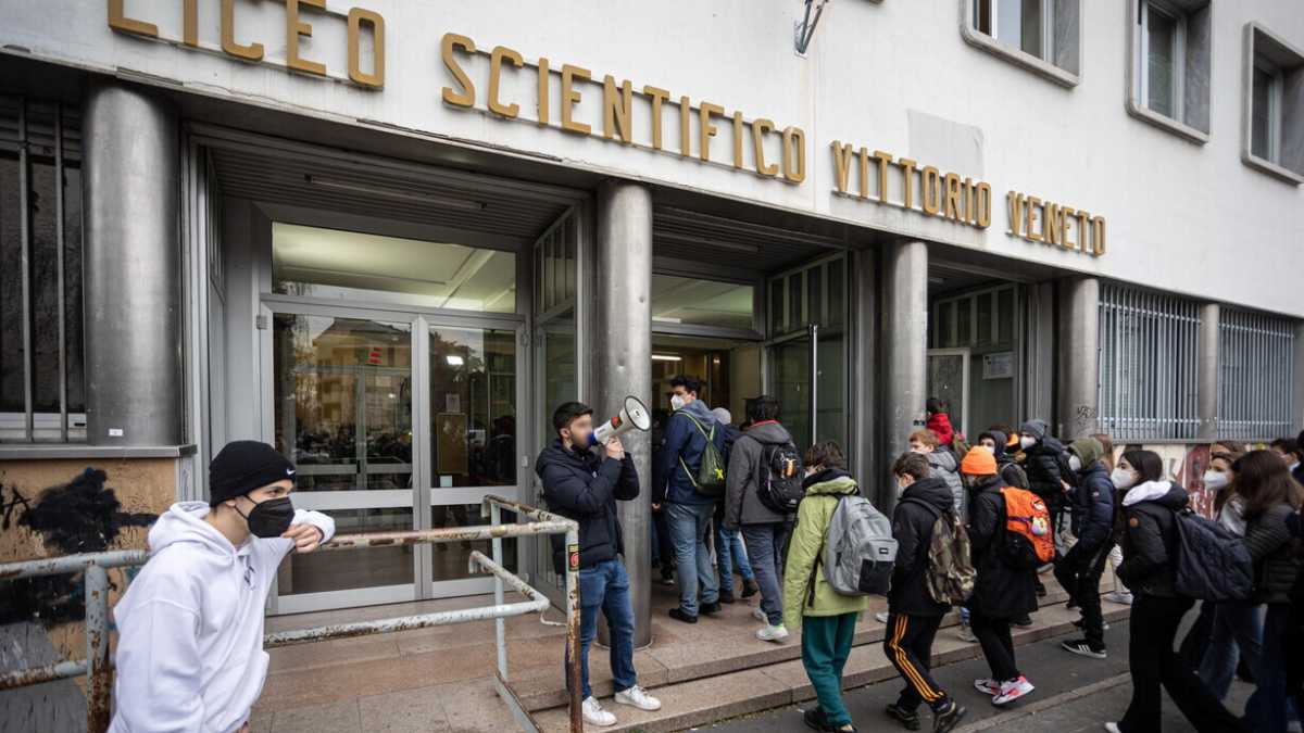 Immagine di La fashion week nelle scuole è il sintomo dell’omologazione di una generazione