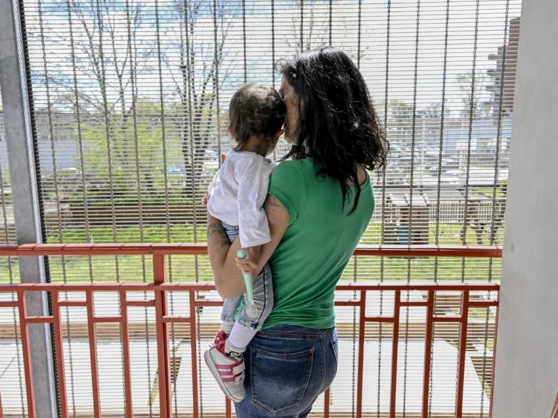 Un genitore che si distrae dal proprio bambino sta andando via da sé stesso