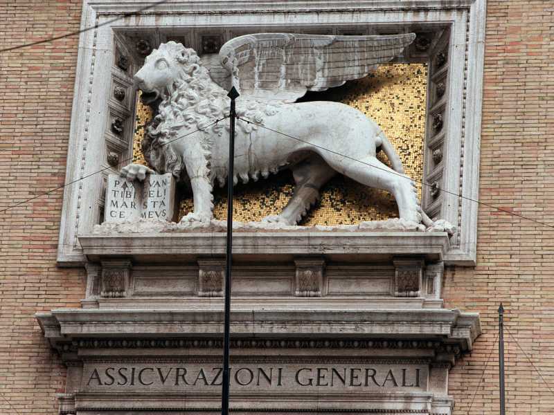 Caltagirone lascia il cda di Generali, ma non vende. Punta su Mediobanca con Del Vecchio
