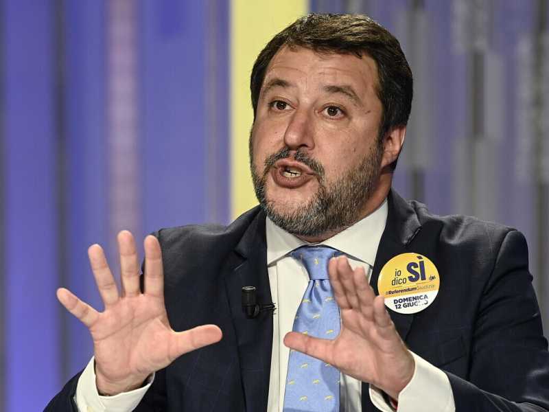 Il piano di Salvini per andare a Mosca non decolla. Il leader della Lega è isolato