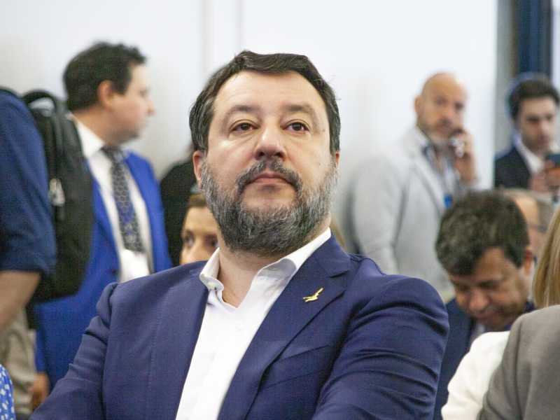 Salvini e l'incontro decisivo con Razov. Il 19 maggio si decise di pianificare il viaggio a Mosca