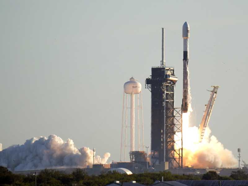 Questa è la prima guerra dei satelliti. Russia e Cina contro tutti gli altri