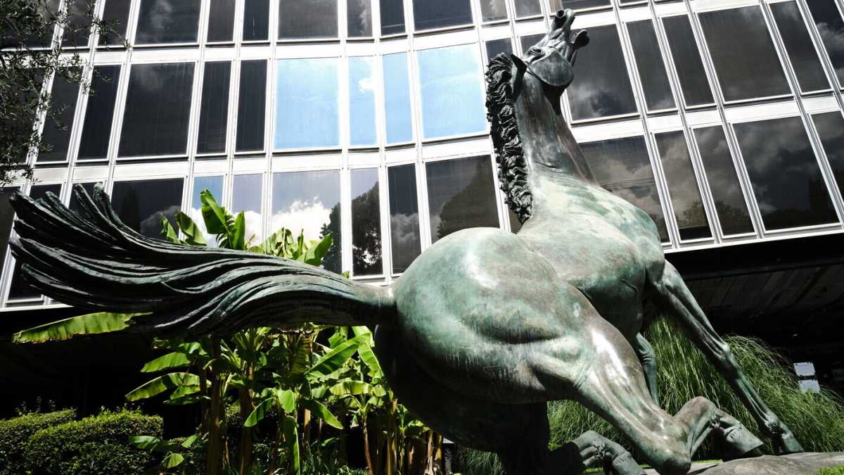 Immagine di La Rai scoppia di dipendenti, ne assume altri. Fuortes blinda Cartabianca
