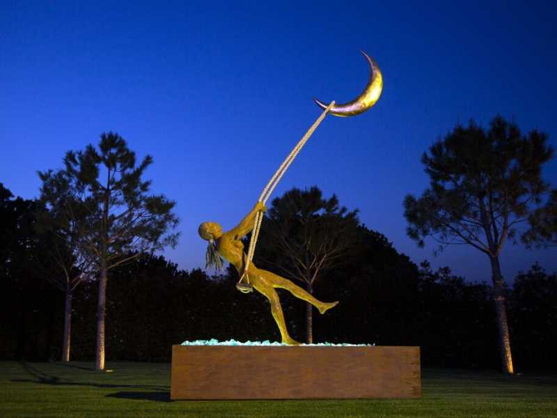 Lago delle statue. I bronzi monumentali di Bosco nell’estate di Iseo