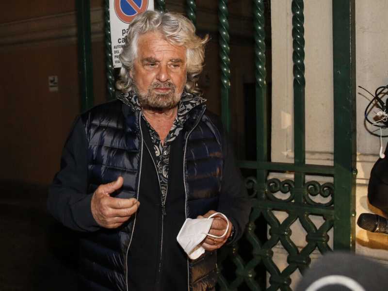 M5s, Grillo contro il terzo mandato. Panico per 60 parlamentari