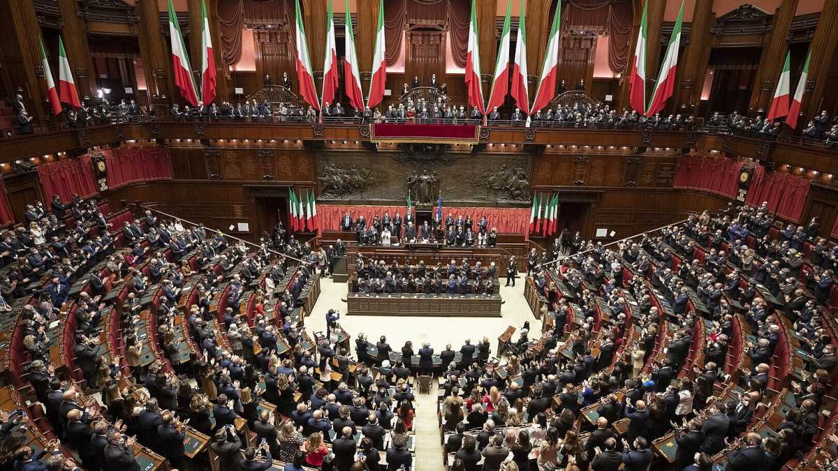 Immagine di Manovre per aiutare i nuovi partiti