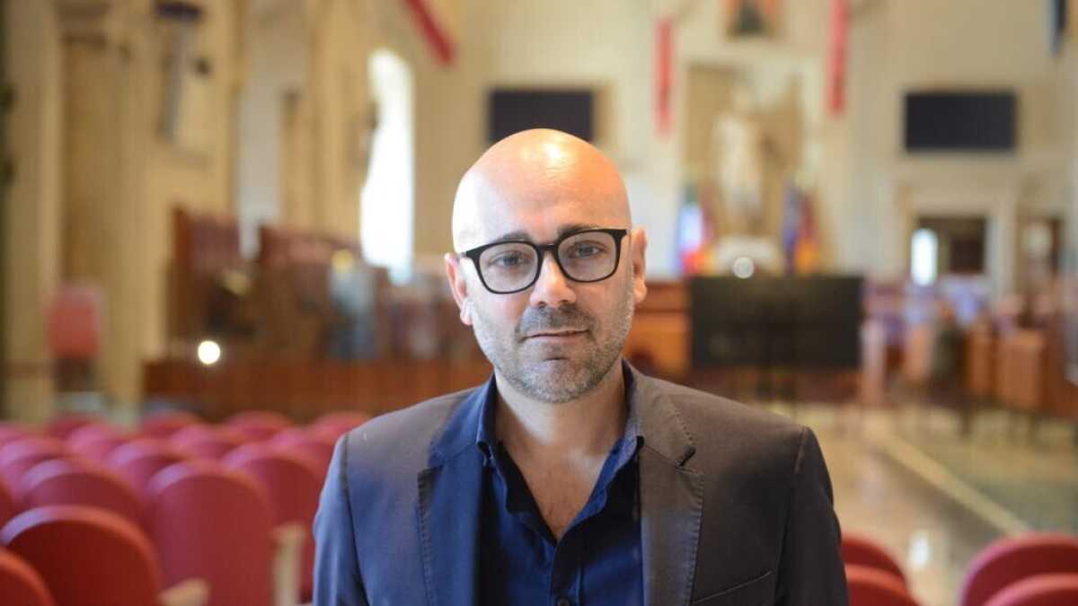 Immagine di M5s, scossa in Campidoglio. De Santis: "Passo con Di Maio, Conte non è inclusivo"