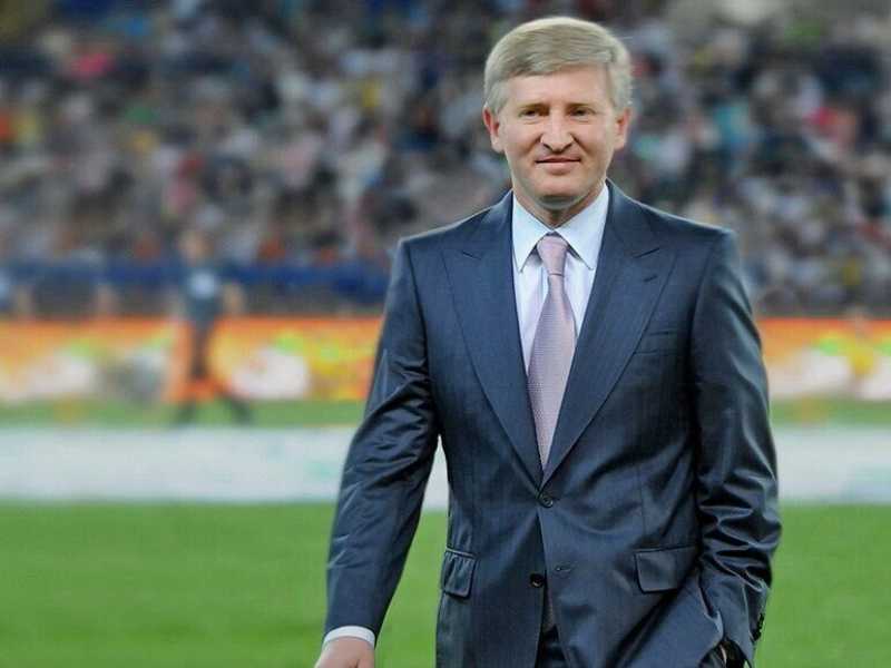 Le sette vite di Rinat Akhmetov, l’oligarca che ha denunciato la Russia