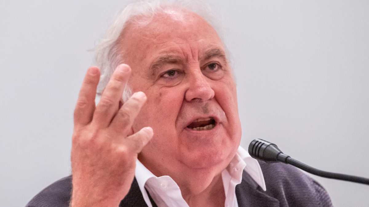 Immagine di Michele Santoro: “La sinistra va rifondata, e posso dare una mano. Conte chiuda con Draghi e Grillo”