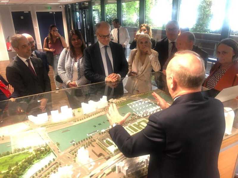 Gualtieri visita il termovalizzatore-gioiello di Parigi