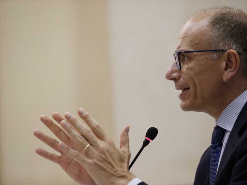 Letta pronto a stanare gli orfani del M5s nel Pd. Tandem con Calenda e Di Maio