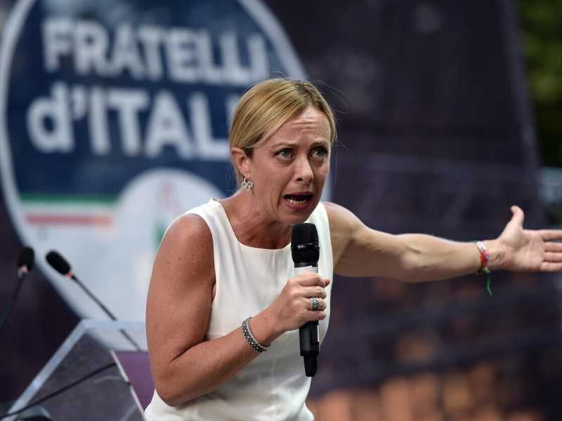 Meloni, Salvini e Berlusconi si vedono. I nodi da risolvere: premiership e collegi