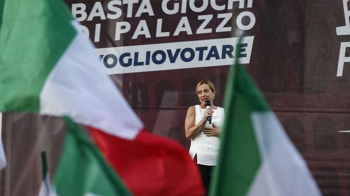 Immagine di A cena con Meloni: l'establishment romano alla corte della leader di FdI